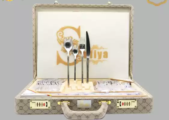 Набор столовых приборов на 12 персон 4150/24/KG